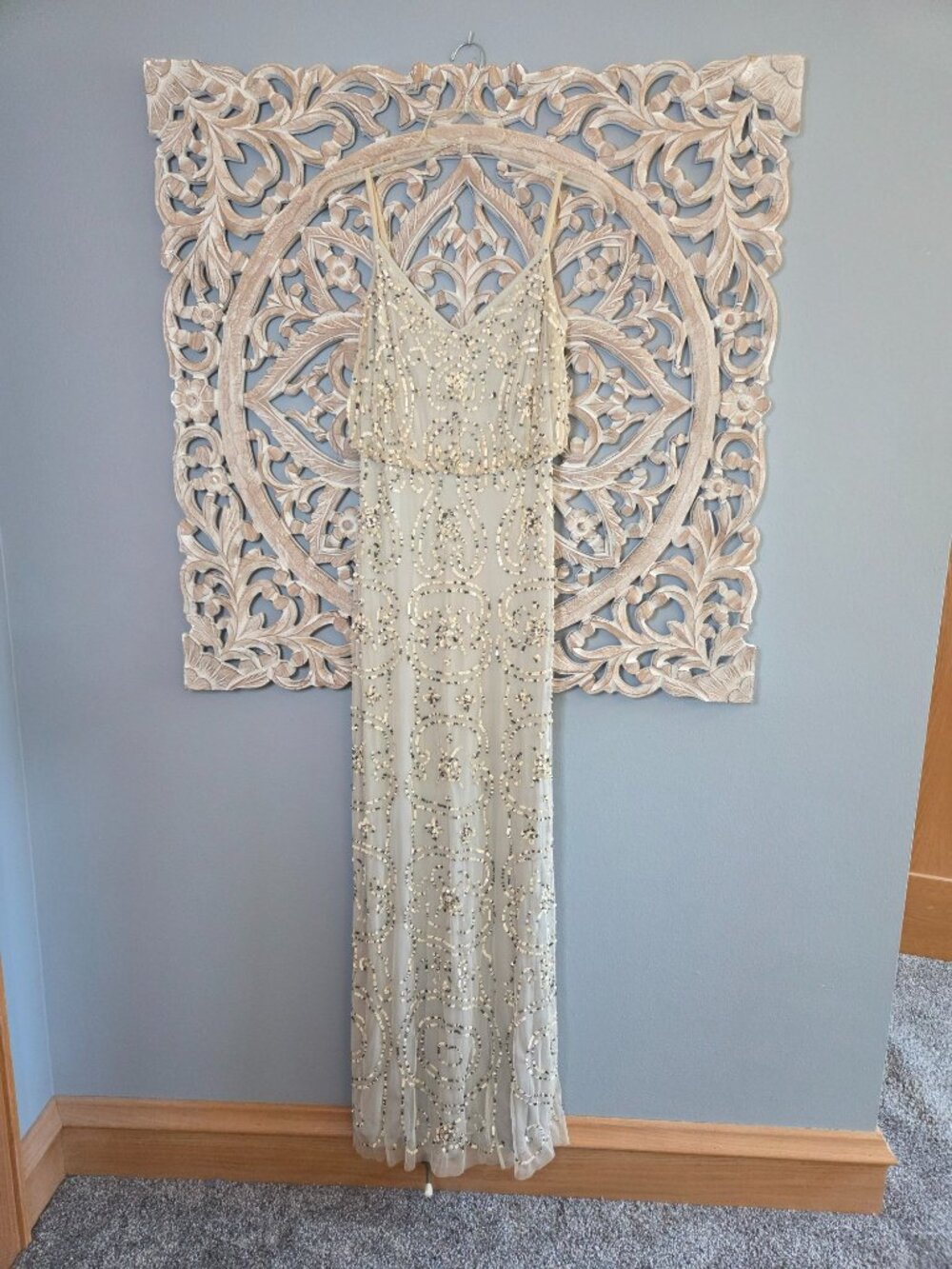 Adrianna Papell Gold Sequined Sleeveless Maxi Dress Size 4